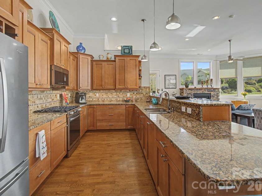 35 Penley Park Drive, Weaverville, NC 28787.  MLS# CAR4424413, YatesRealty ID 51535. 