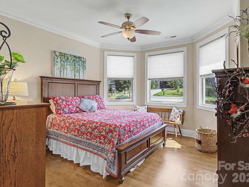 35 Penley Park Drive, Weaverville, NC 28787.  MLS# CAR4424413, YatesRealty ID 51535. 