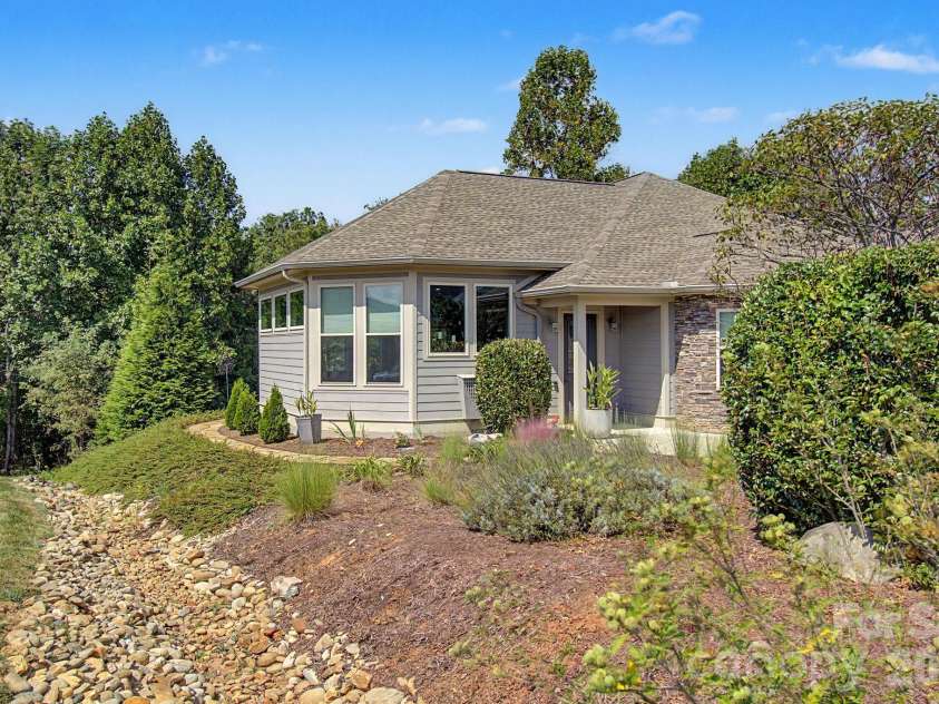 35 Penley Park Drive, Weaverville, NC 28787.  MLS# CAR4424413, YatesRealty ID 51535. 