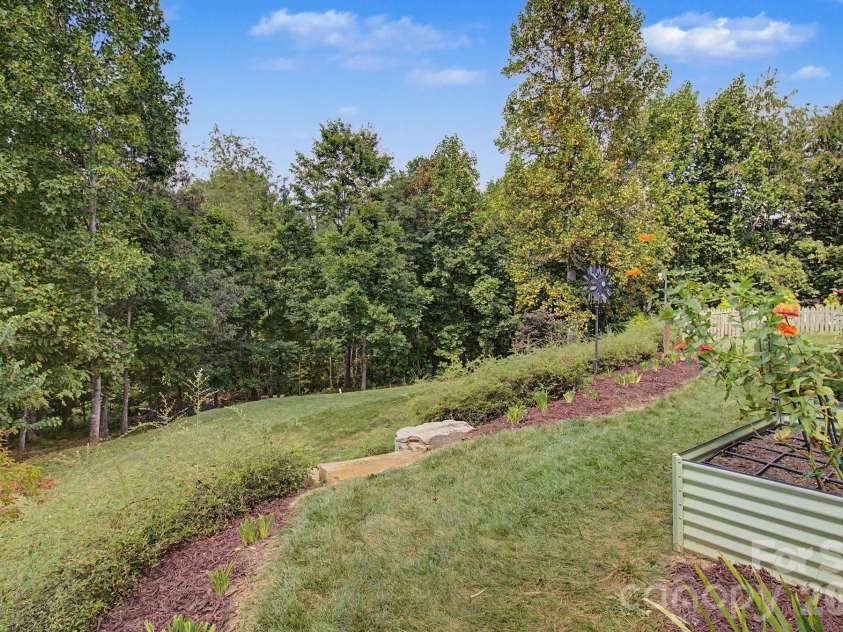 35 Penley Park Drive, Weaverville, NC 28787.  MLS# CAR4424413, YatesRealty ID 51535. 