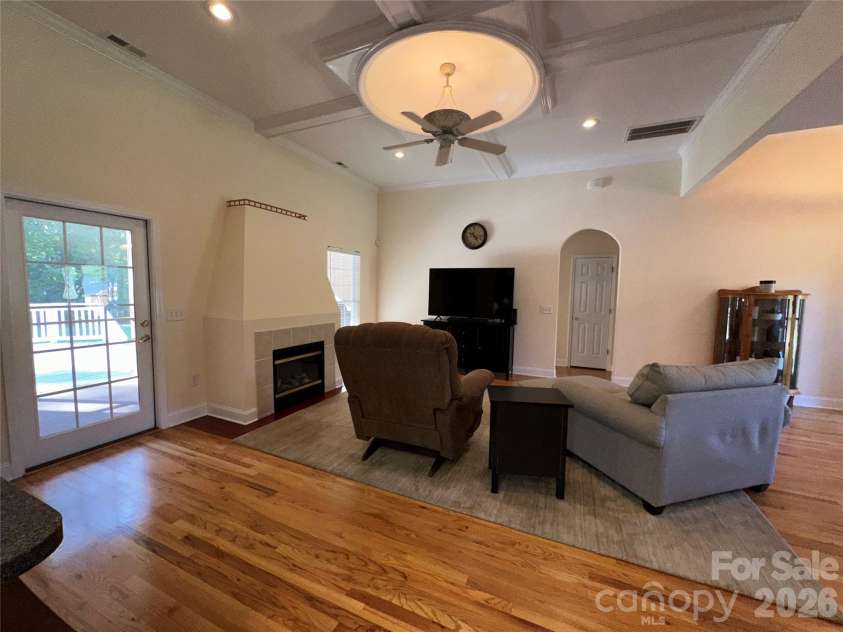 7672 Maple Bluff Lane, Concord, NC 28025.  MLS# CAR4425660, YatesRealty ID 51536. 