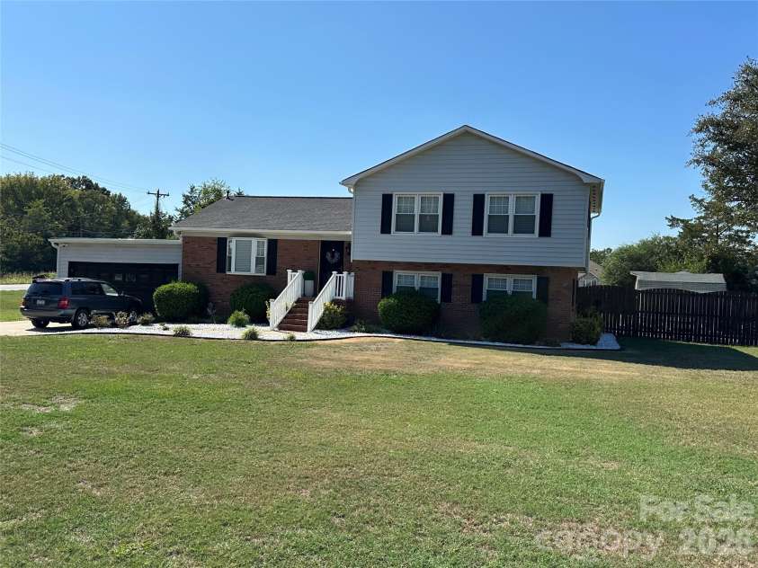 8224 Craighead Road, Harrisburg, NC 28075.  MLS# CAR4425661, YatesRealty ID 51537. Additional photos coming Friday PM