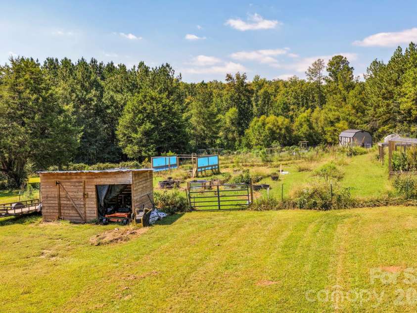 274 Boykin Place, Forest City, NC 28043.  MLS# CAR4425924, YatesRealty ID 51538. 