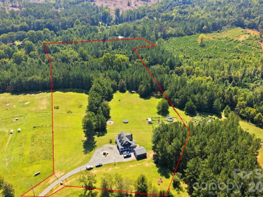 274 Boykin Place, Forest City, NC 28043.  MLS# CAR4425924, YatesRealty ID 51538. Boundary lines are approx