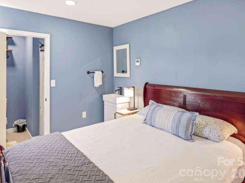 274 Boykin Place, Forest City, NC 28043.  MLS# CAR4425924, YatesRealty ID 51538. Guest quarters bedroom