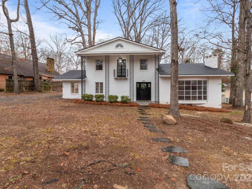 805 East Street, Albemarle, NC 28001.  MLS# CAR4232792, YatesRealty ID 5154. 