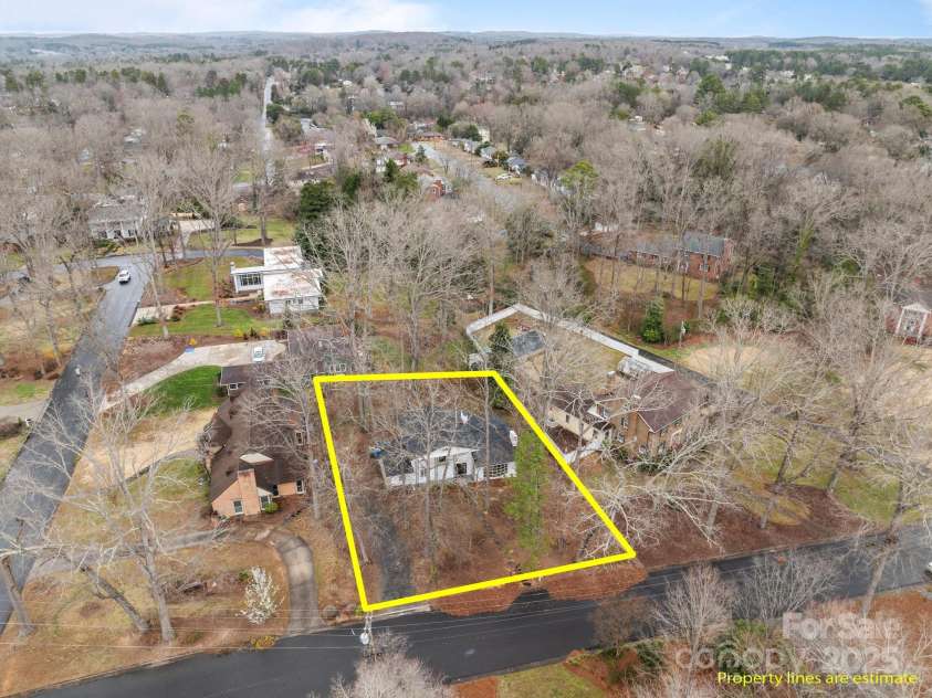 805 East Street, Albemarle, NC 28001.  MLS# CAR4232792, YatesRealty ID 5154. 