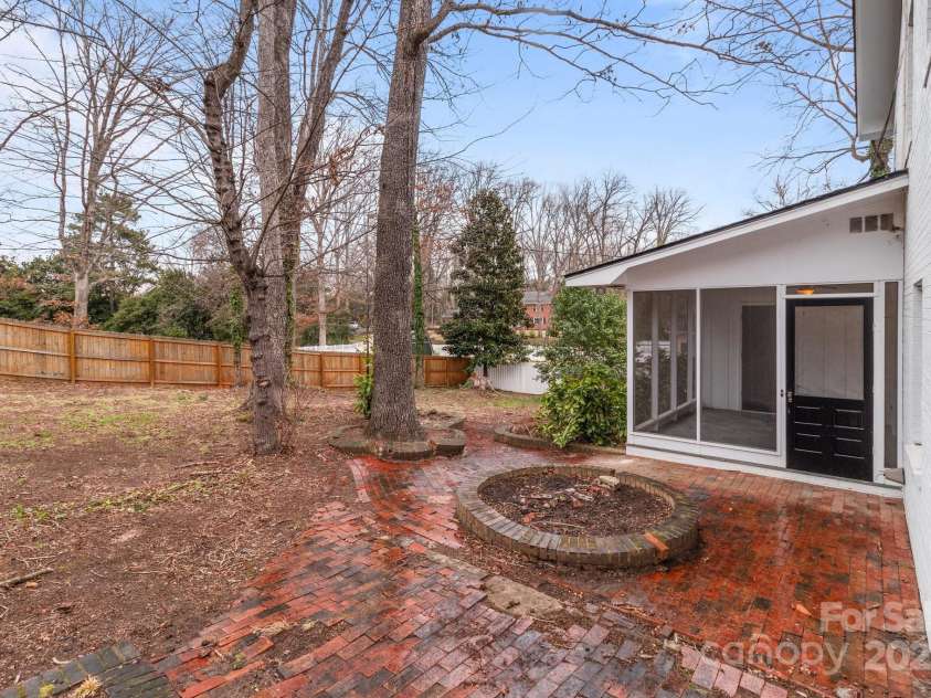 805 East Street, Albemarle, NC 28001.  MLS# CAR4232792, YatesRealty ID 5154. 