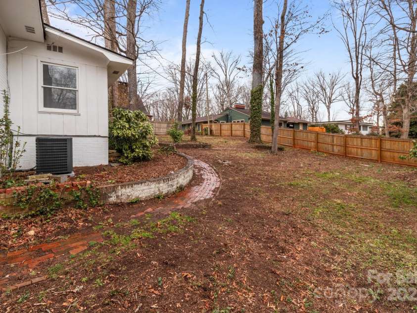 805 East Street, Albemarle, NC 28001.  MLS# CAR4232792, YatesRealty ID 5154. 