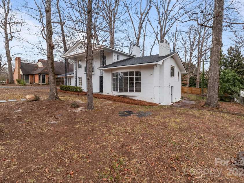 805 East Street, Albemarle, NC 28001.  MLS# CAR4232792, YatesRealty ID 5154. 