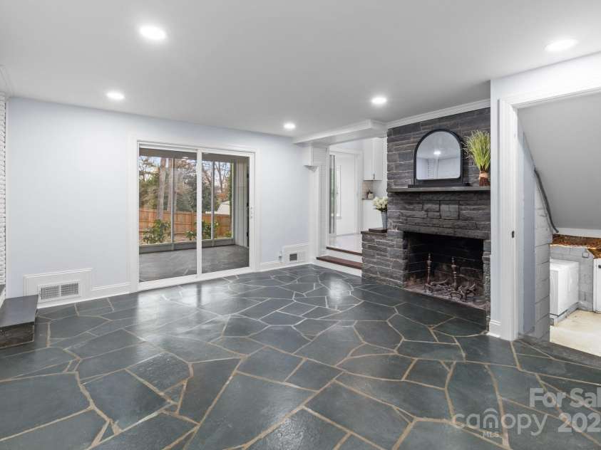 805 East Street, Albemarle, NC 28001.  MLS# CAR4232792, YatesRealty ID 5154. 