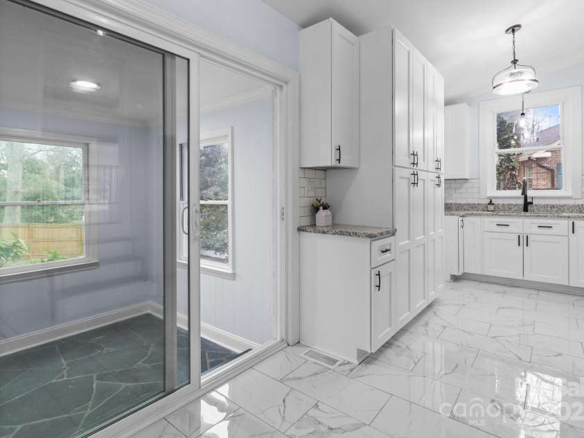 805 East Street, Albemarle, NC 28001.  MLS# CAR4232792, YatesRealty ID 5154. 