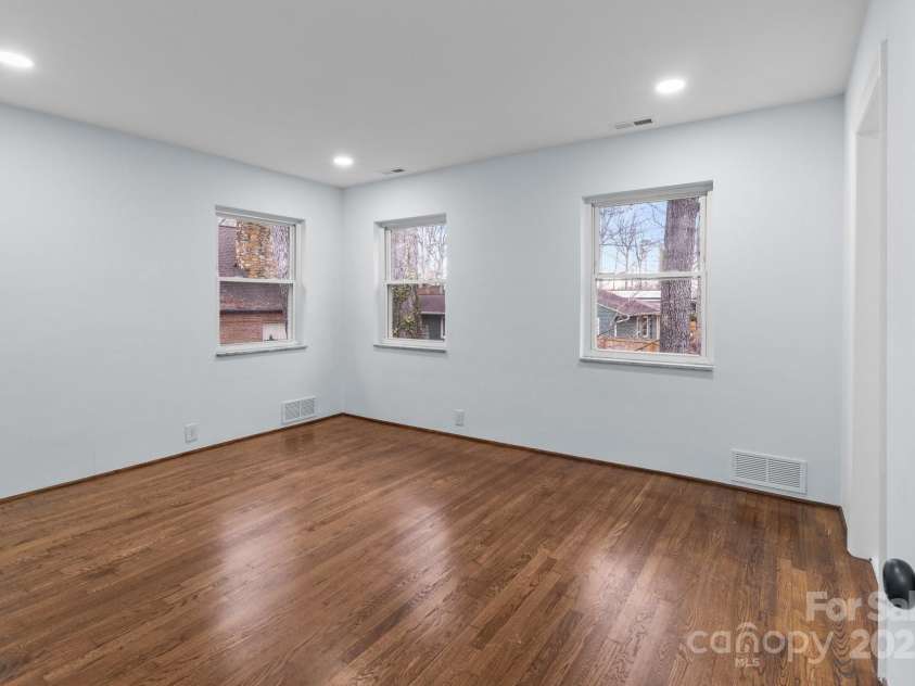 805 East Street, Albemarle, NC 28001.  MLS# CAR4232792, YatesRealty ID 5154. 