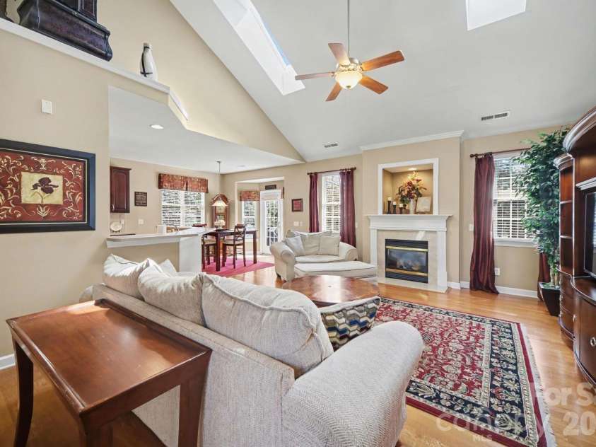 9805 Tompkins Lane, Waxhaw, NC 28173.  MLS# CAR4359142, YatesRealty ID 5154. 