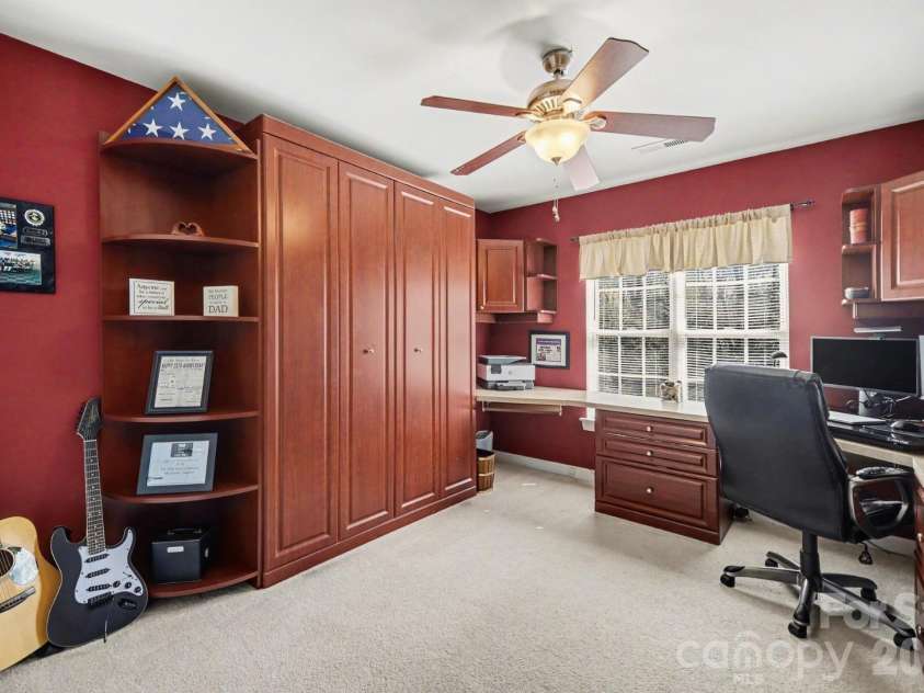 9805 Tompkins Lane, Waxhaw, NC 28173.  MLS# CAR4359142, YatesRealty ID 5154. 
