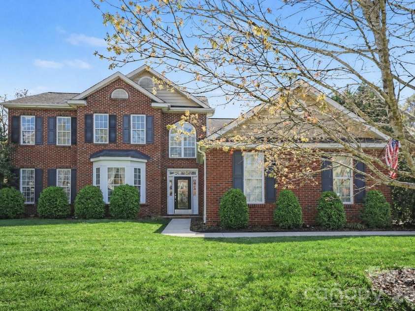 9805 Tompkins Lane, Waxhaw, NC 28173.  MLS# CAR4359142, YatesRealty ID 5154. 