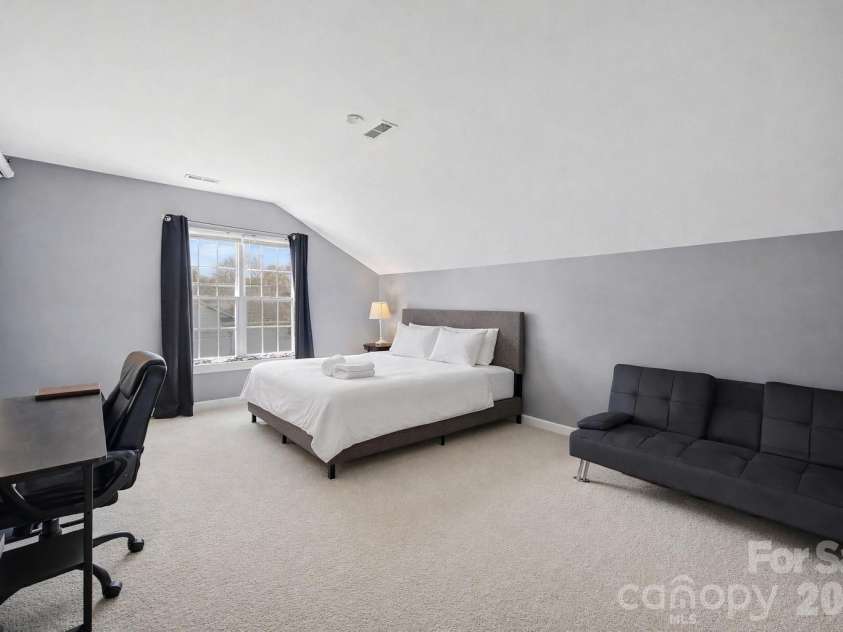 9805 Tompkins Lane, Waxhaw, NC 28173.  MLS# CAR4359142, YatesRealty ID 5154. 
