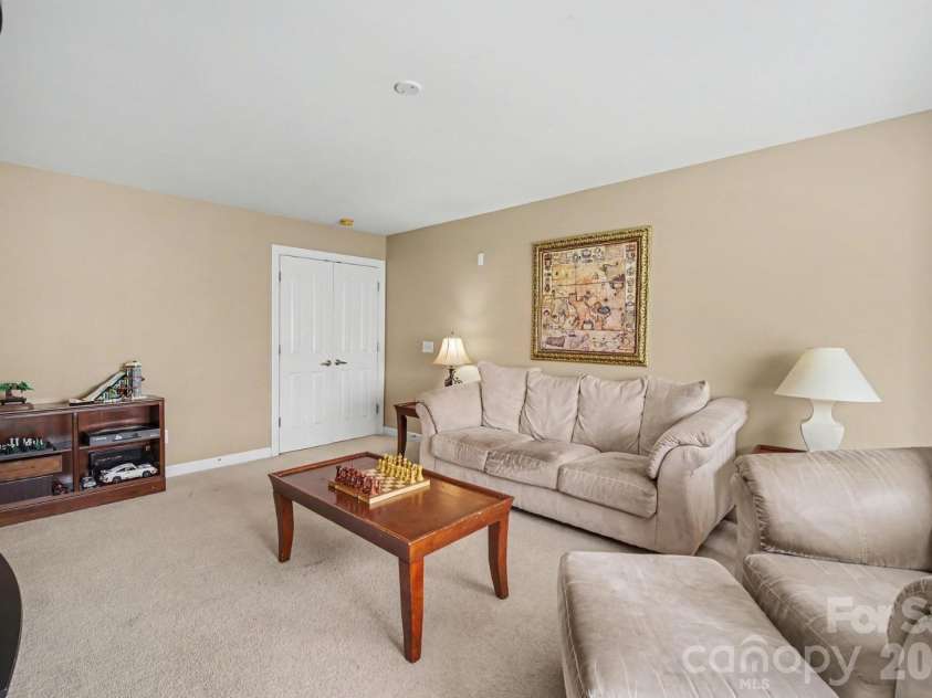 9805 Tompkins Lane, Waxhaw, NC 28173.  MLS# CAR4359142, YatesRealty ID 5154. 