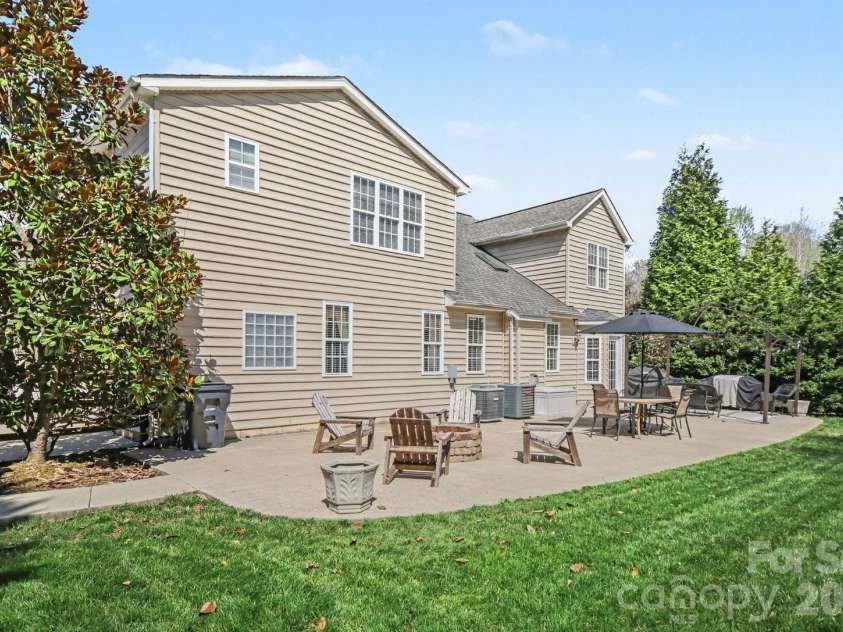 9805 Tompkins Lane, Waxhaw, NC 28173.  MLS# CAR4359142, YatesRealty ID 5154. 