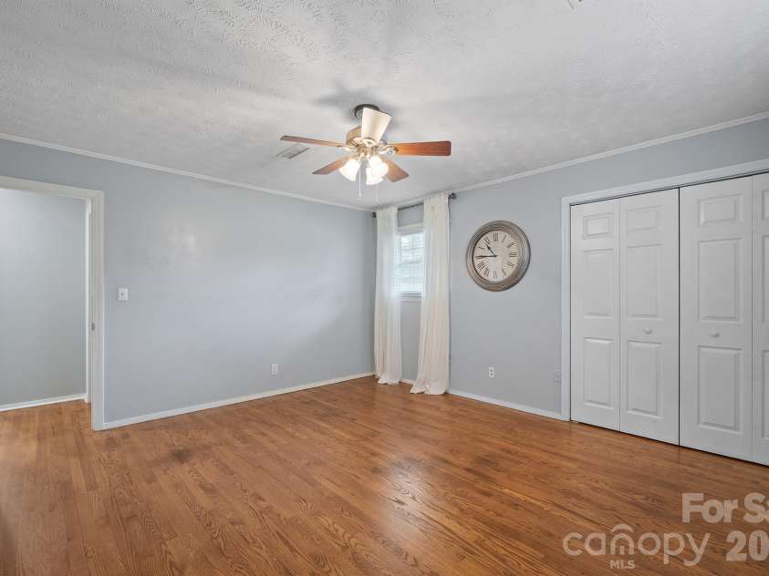 115 Eastwood Park Drive, Lenoir, NC 28645.  MLS# CAR4425611, YatesRealty ID 51540. 