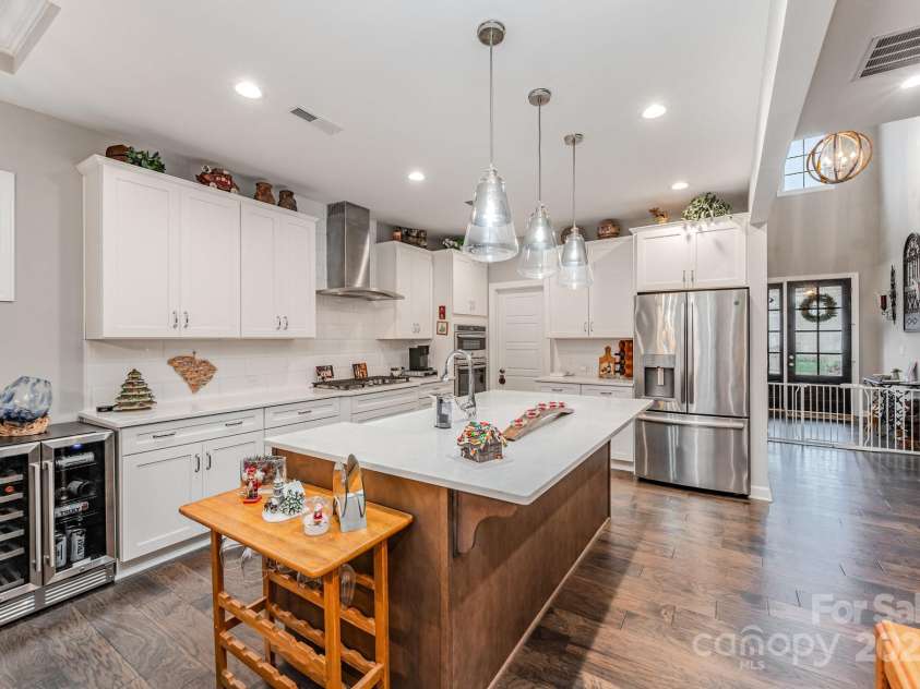 192 Hampton Trail Drive, Fort Mill, SC 29708.  MLS# CAR4326970, YatesRealty ID 51542. 