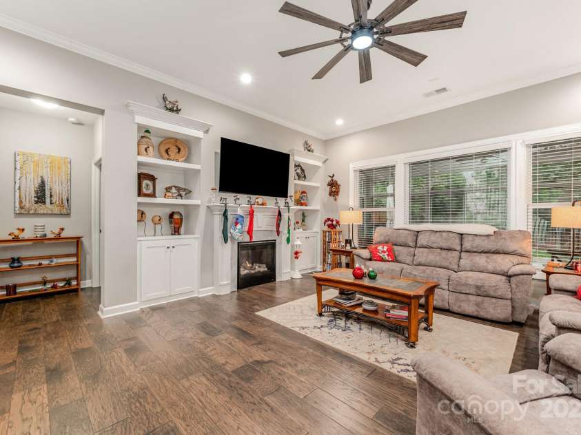 192 Hampton Trail Drive, Fort Mill, SC 29708.  MLS# CAR4326970, YatesRealty ID 51542. 