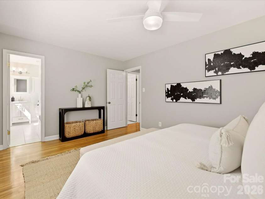 5936 Colchester Place, Charlotte, NC 28210.  MLS# CAR4425862, YatesRealty ID 51543. 
