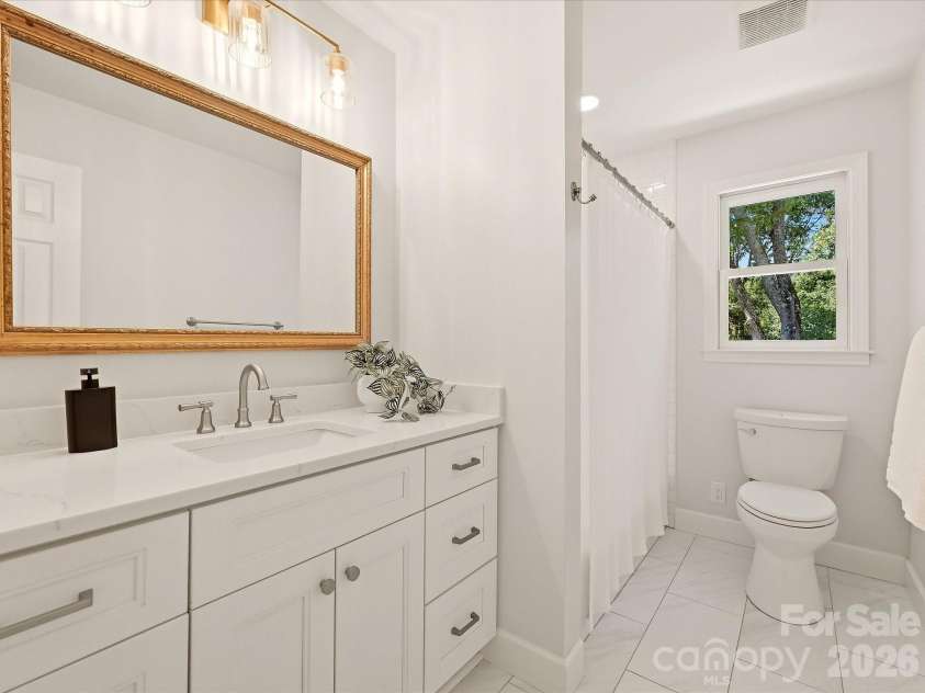 5936 Colchester Place, Charlotte, NC 28210.  MLS# CAR4425862, YatesRealty ID 51543. 