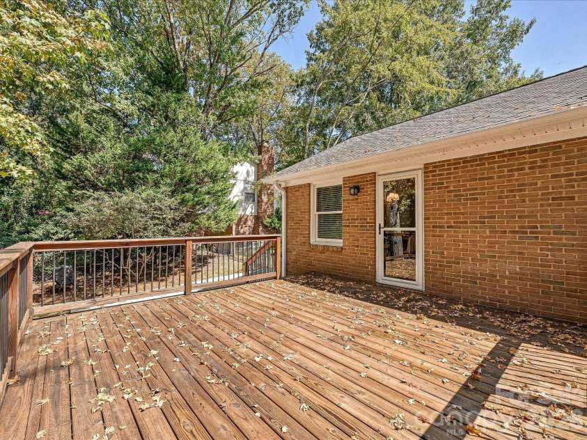 5936 Colchester Place, Charlotte, NC 28210.  MLS# CAR4425862, YatesRealty ID 51543. 