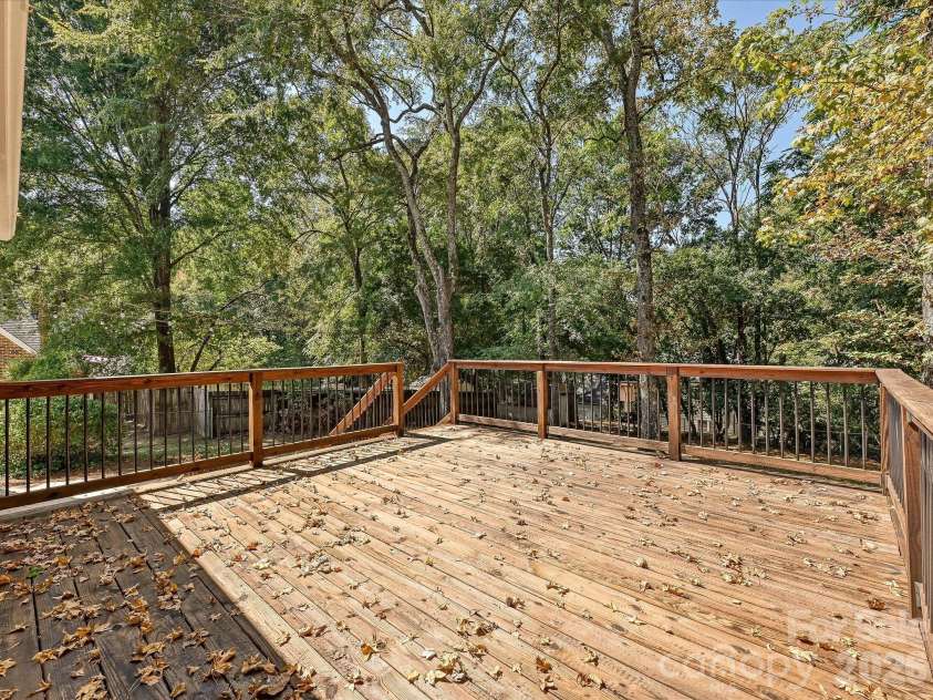 5936 Colchester Place, Charlotte, NC 28210.  MLS# CAR4425862, YatesRealty ID 51543. 