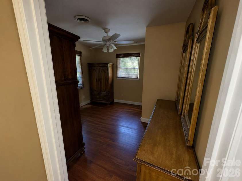 4711 Summit Avenue, Greensboro, NC 27405.  MLS# CAR4425186, YatesRealty ID 51545. Bedroom Interior