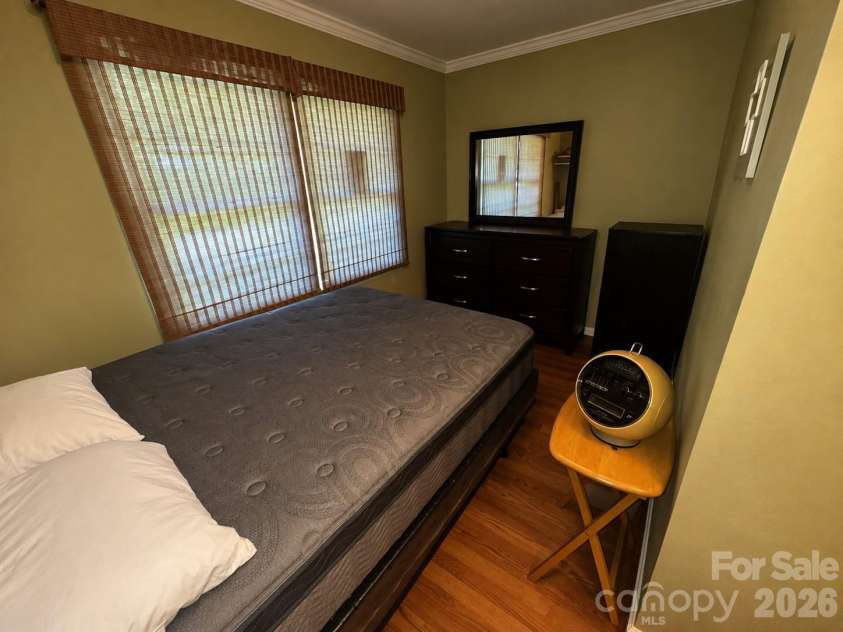4711 Summit Avenue, Greensboro, NC 27405.  MLS# CAR4425186, YatesRealty ID 51545. Cozy Bedroom 2