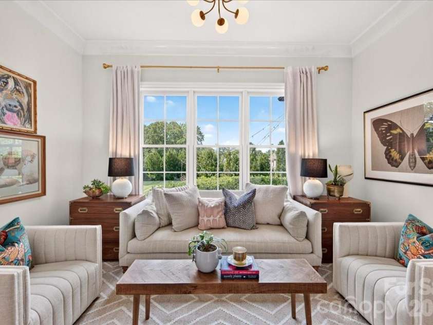 610 Lansdowne Road, Charlotte, NC 28270.  MLS# CAR4425224, YatesRealty ID 51548. 