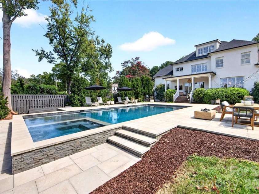 610 Lansdowne Road, Charlotte, NC 28270.  MLS# CAR4425224, YatesRealty ID 51548. 
