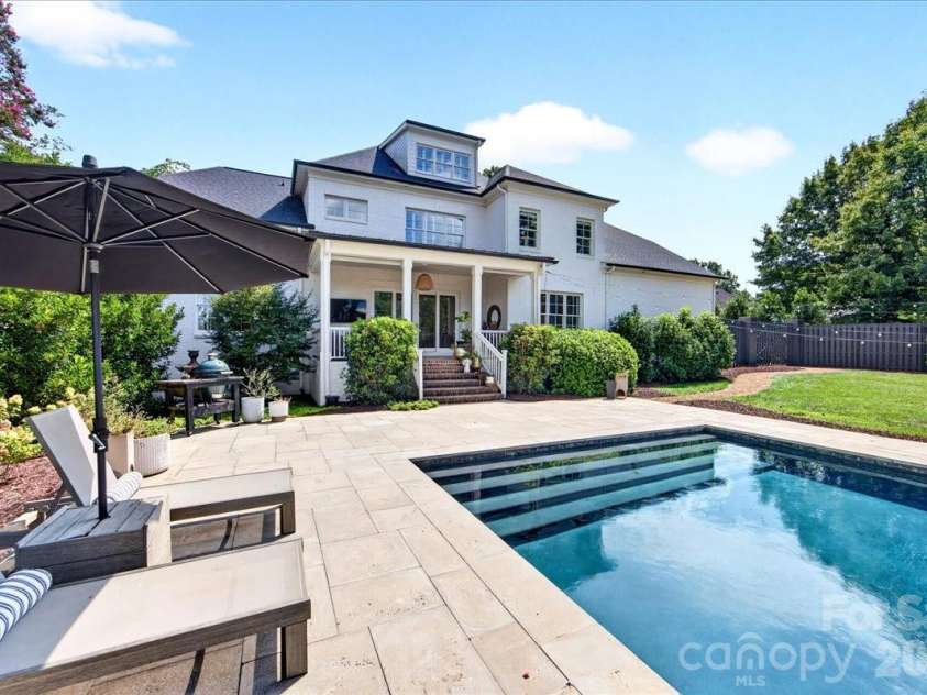610 Lansdowne Road, Charlotte, NC 28270.  MLS# CAR4425224, YatesRealty ID 51548. 