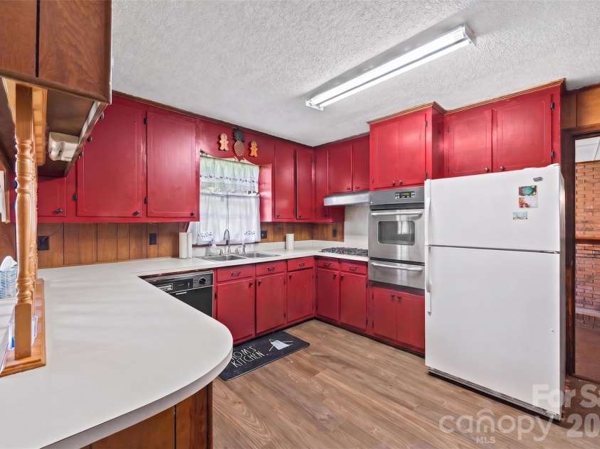 610 Union Cemetery Road, Concord, NC 28027.  MLS# CAR4425181, YatesRealty ID 51549. 