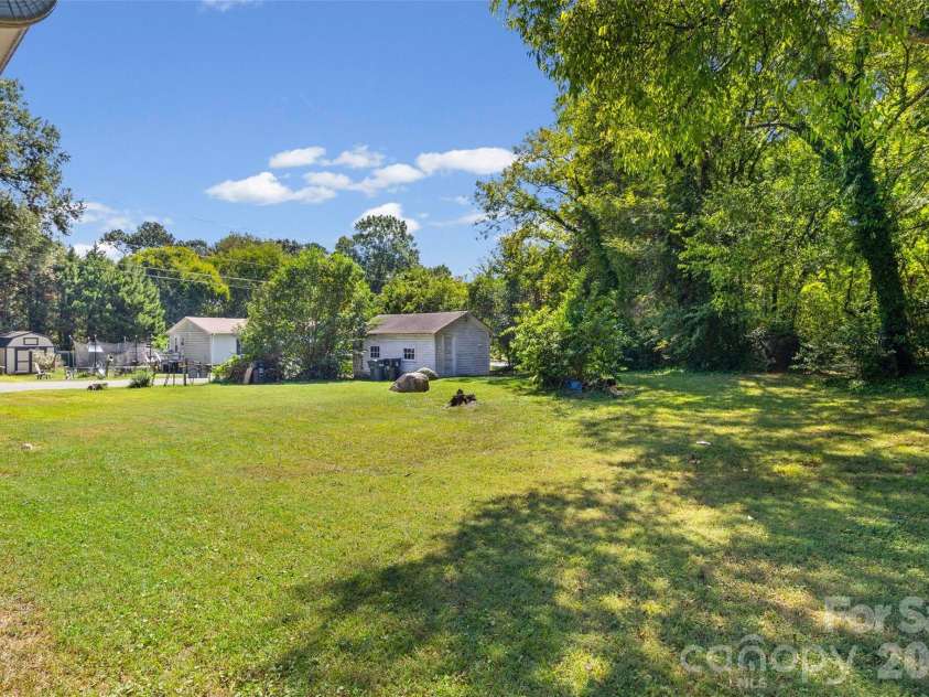 610 Union Cemetery Road, Concord, NC 28027.  MLS# CAR4425181, YatesRealty ID 51549. Back Yard