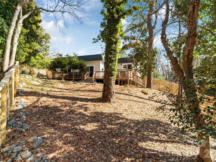 16137 Tana Tea Circle, Tega Cay, SC 29708.  MLS# CAR4339787, YatesRealty ID 5155. 