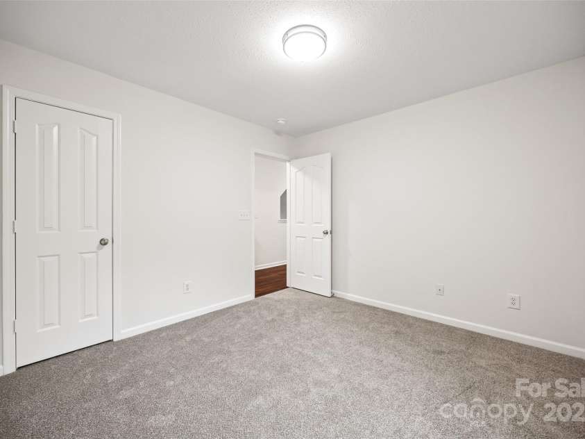 3725 Catawba Creek Drive, Gastonia, NC 28056.  MLS# CAR4240950, YatesRealty ID 5155. Fresh paint, new lighting, and new carpeting