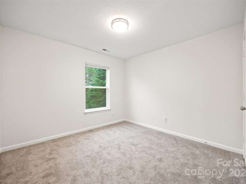 3725 Catawba Creek Drive, Gastonia, NC 28056.  MLS# CAR4240950, YatesRealty ID 5155. New blinds on all windows