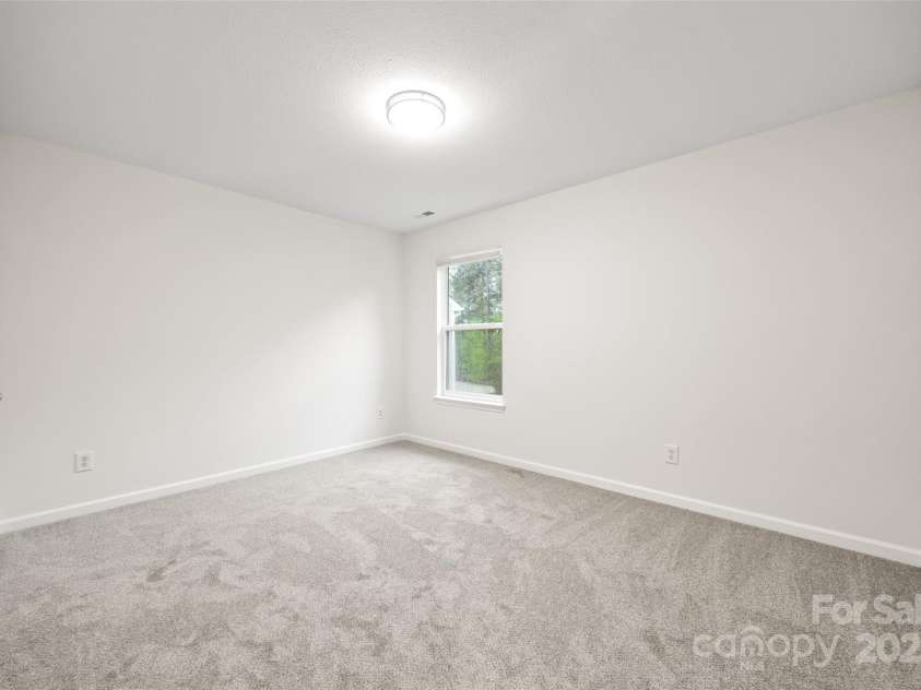 3725 Catawba Creek Drive, Gastonia, NC 28056.  MLS# CAR4240950, YatesRealty ID 5155. Two additional nice sized bedrooms.