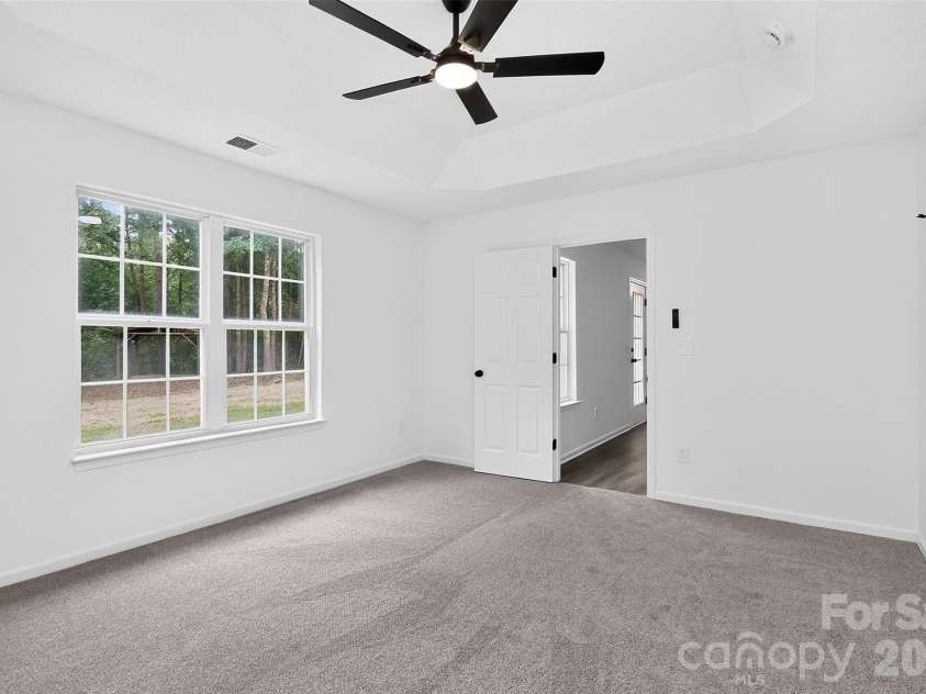3024 Westwinds Court, Charlotte, NC 28214.  MLS# CAR4425164, YatesRealty ID 51550. 