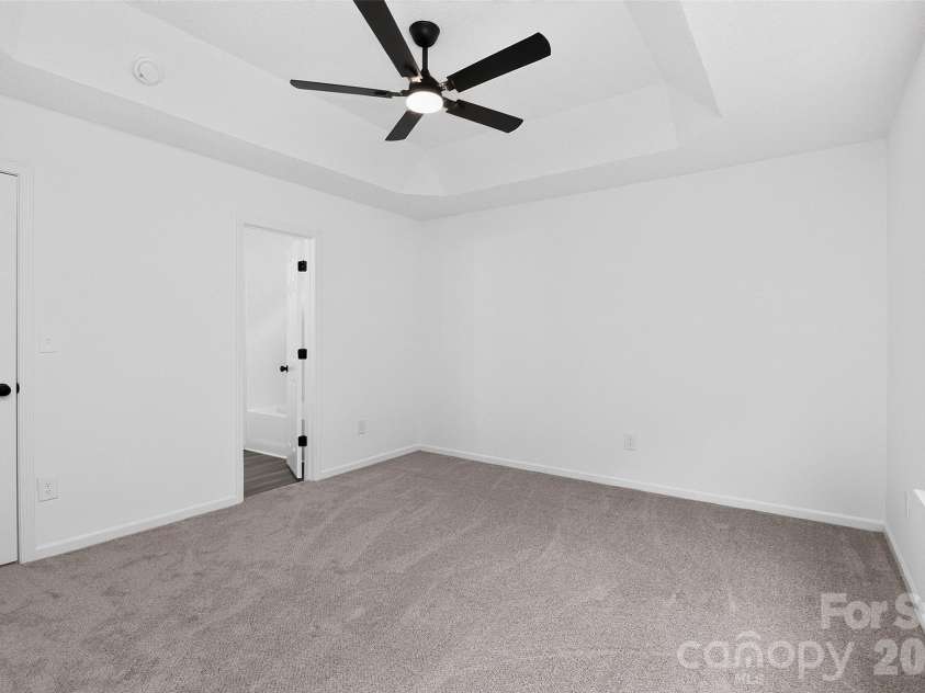 3024 Westwinds Court, Charlotte, NC 28214.  MLS# CAR4425164, YatesRealty ID 51550. 