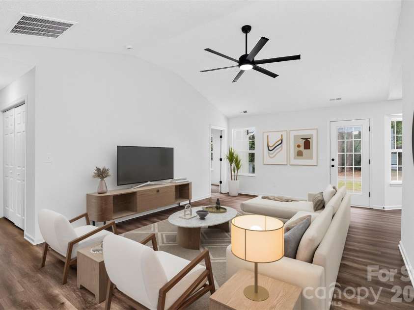 3024 Westwinds Court, Charlotte, NC 28214.  MLS# CAR4425164, YatesRealty ID 51550. Living Room - virtually staged