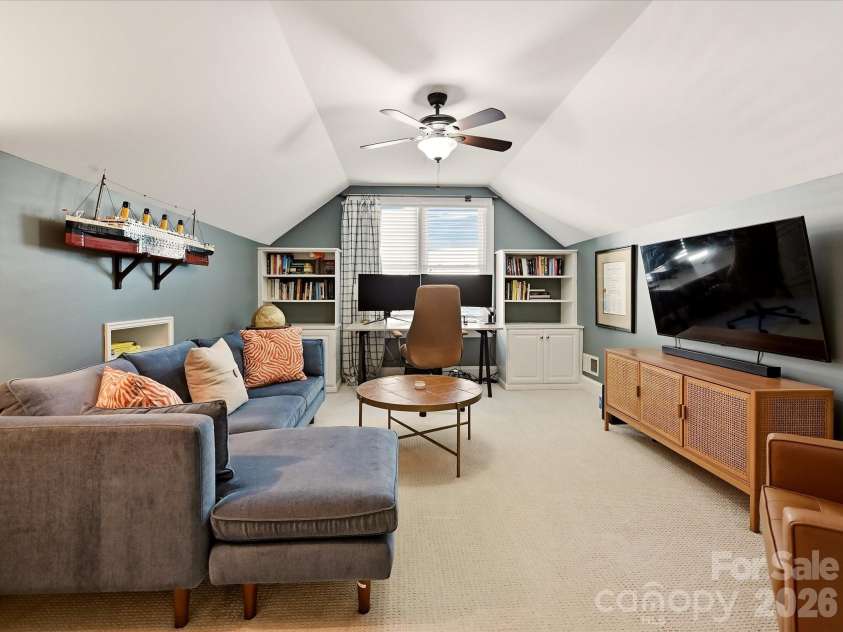 809 Celbridge Court, Charlotte, NC 28270.  MLS# CAR4425395, YatesRealty ID 51551. 