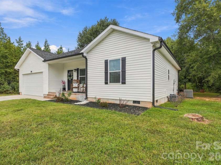 620 Murdock Road, Richburg, SC 29729.  MLS# CAR4425477, YatesRealty ID 51552. 