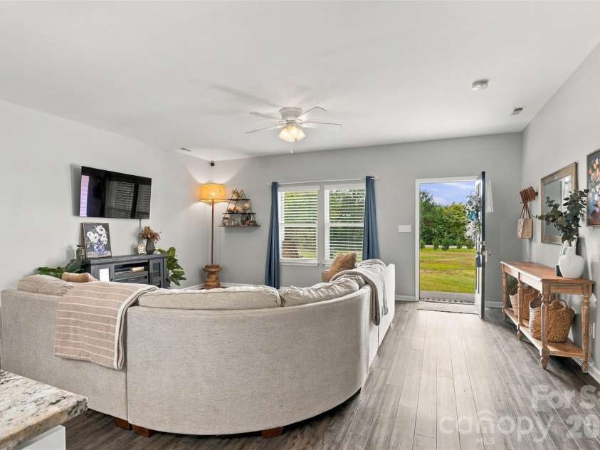 620 Murdock Road, Richburg, SC 29729.  MLS# CAR4425477, YatesRealty ID 51552. 