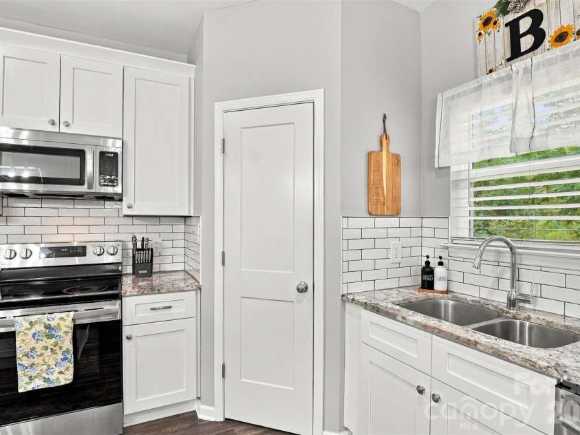620 Murdock Road, Richburg, SC 29729.  MLS# CAR4425477, YatesRealty ID 51552. 