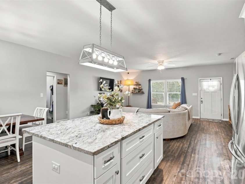 620 Murdock Road, Richburg, SC 29729.  MLS# CAR4425477, YatesRealty ID 51552. 