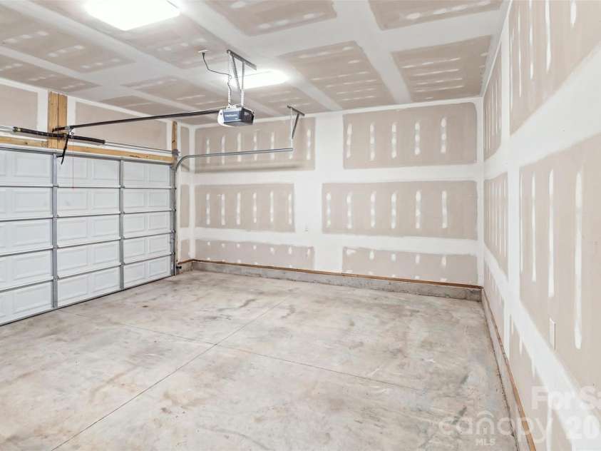620 Murdock Road, Richburg, SC 29729.  MLS# CAR4425477, YatesRealty ID 51552. 